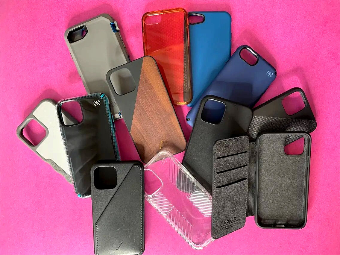 чехлы на iPhone 15 Pro